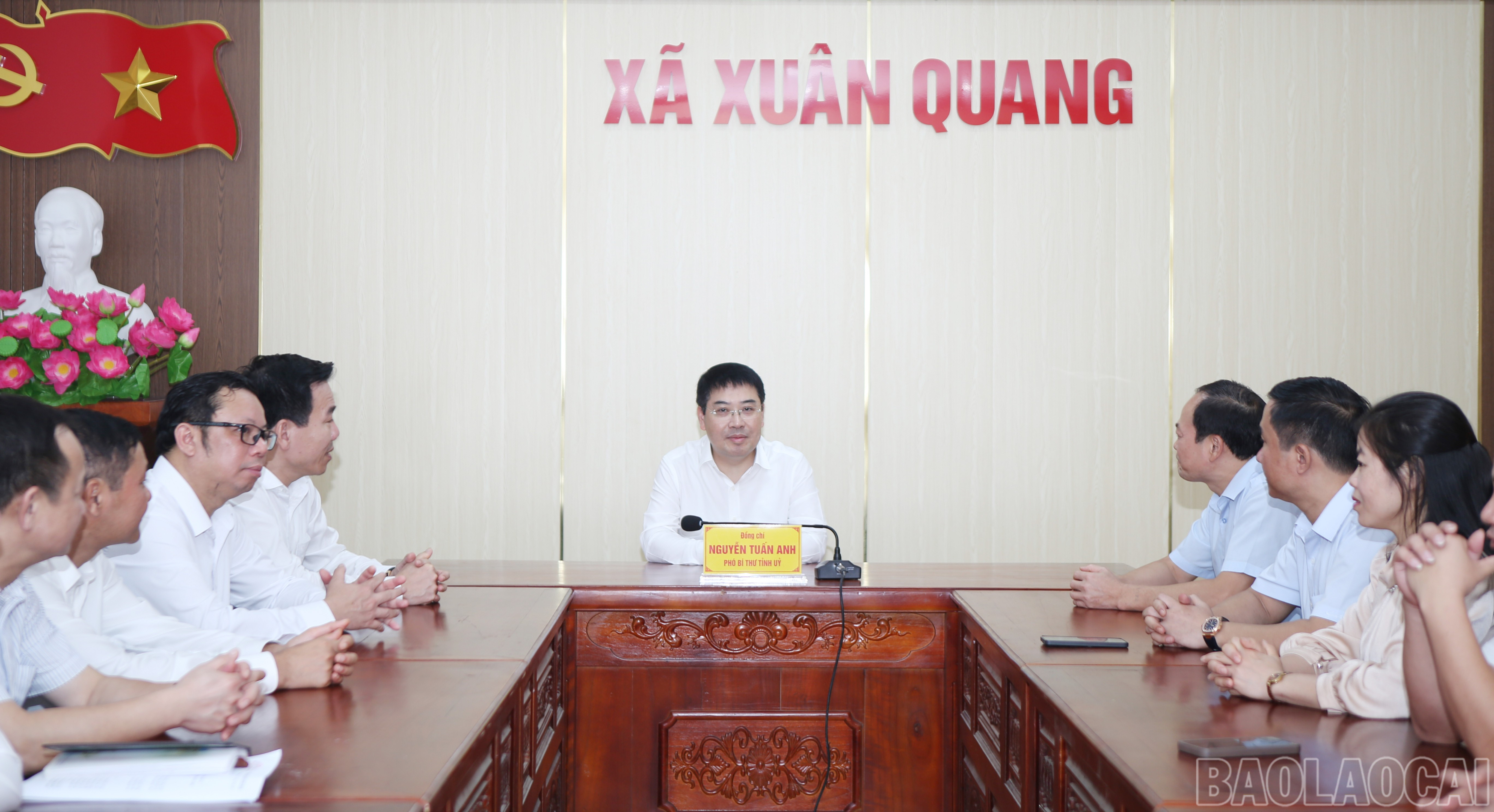 Đoàn công tác làm việc với Đảng ủy xã Xuân Quang. baolaocai-br_xq-3.jpg