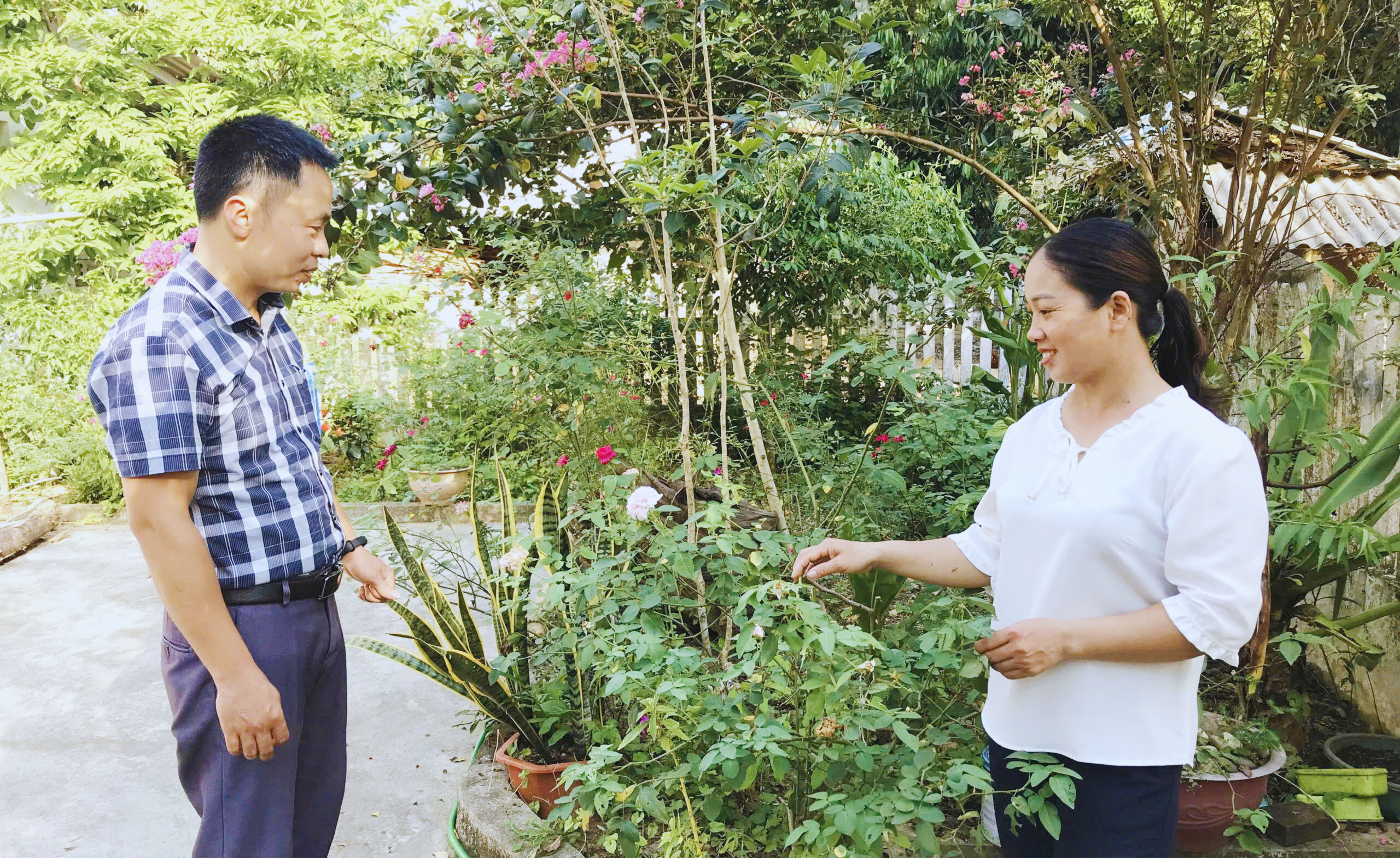 Các cấp hội phụ nữ cũng tập trung tuyên truyền nâng cao nhận thức để nam giới đồng hành với phụ nữ trong xây dựng kinh tế, ổn định cuộc sống, xóa bỏ định kiến. 123.jpg