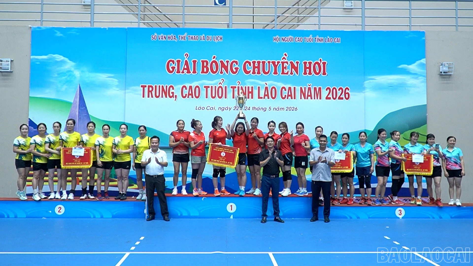 baolaocai-br_dung-ps07-44-18-14still111.jpg