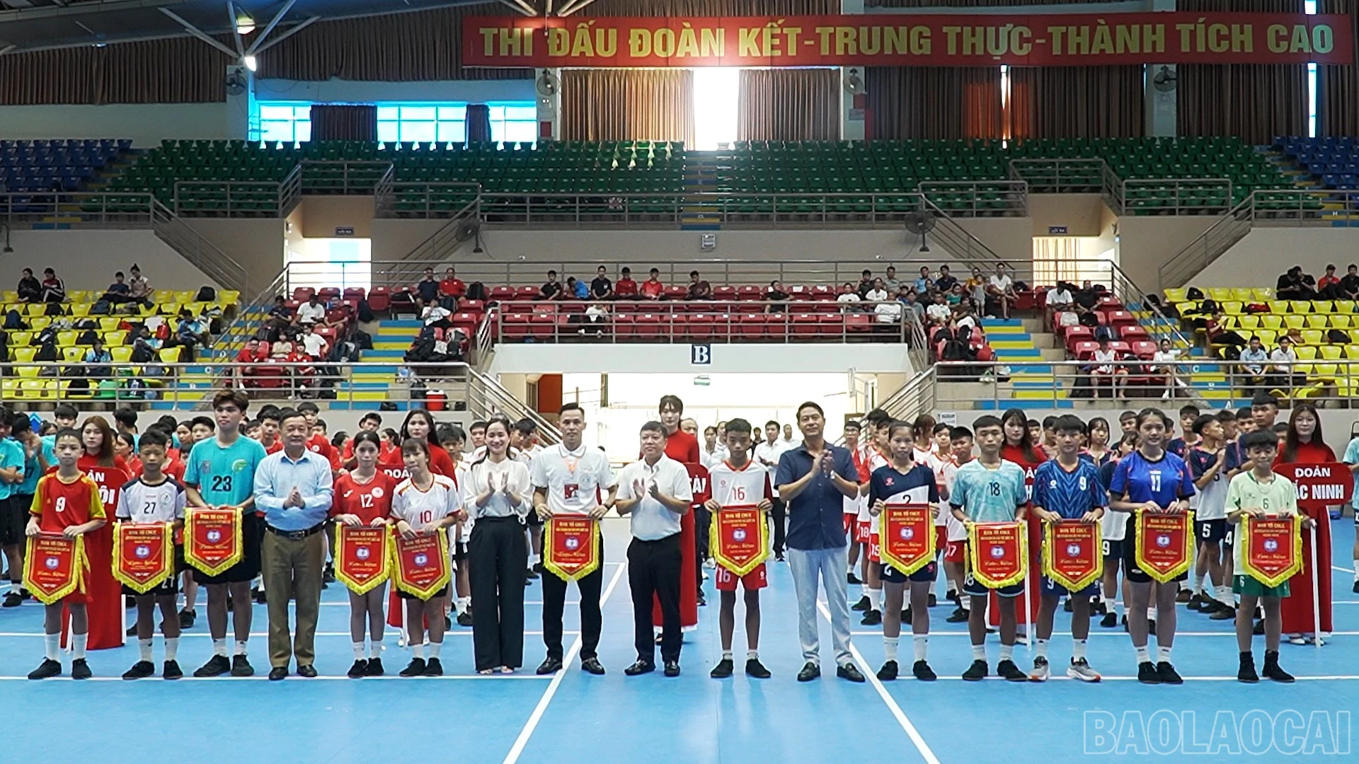 baolaocai-br_dung-ps07-22-26-15still484.jpg