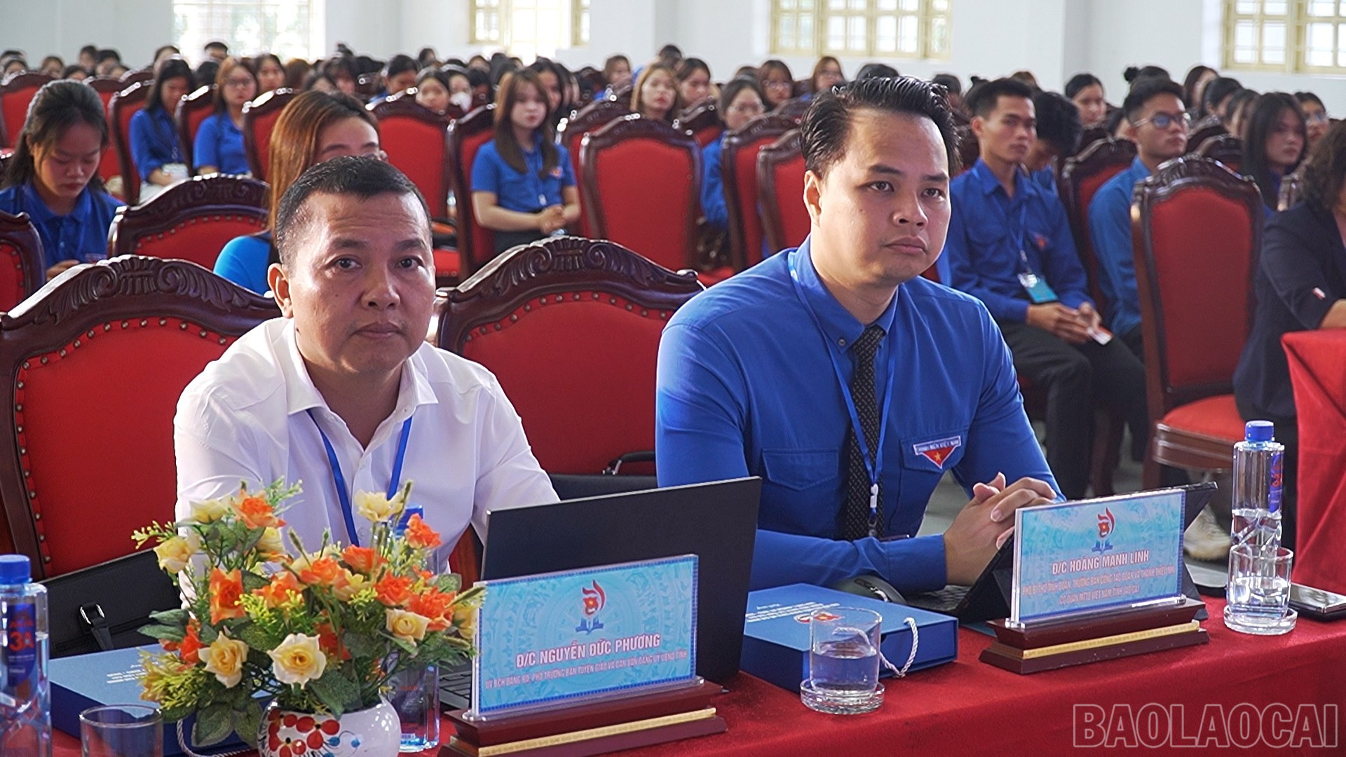 Các đại biểu dự đại hội baolaocai-br_sequence-0301-51-16-05still033.jpg