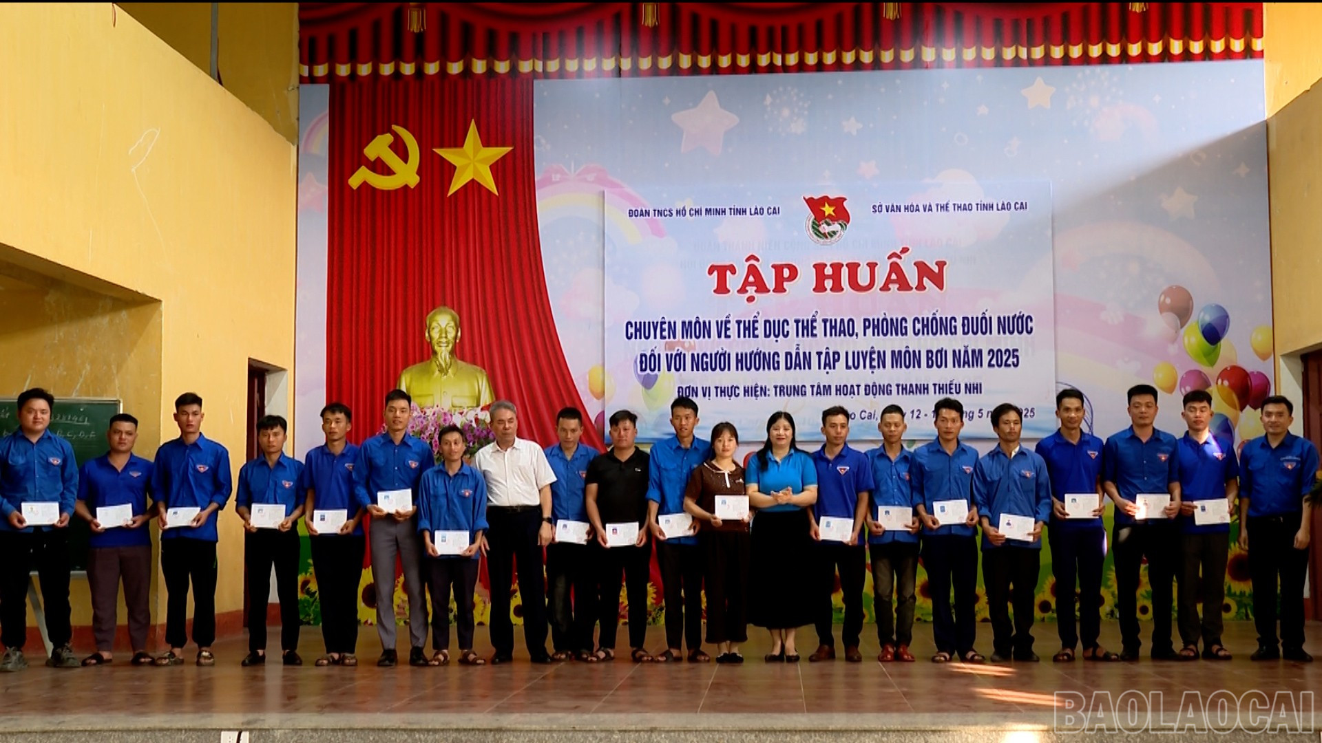 baolaocai-br_dung-vhnt00-48-55-12still013.jpg