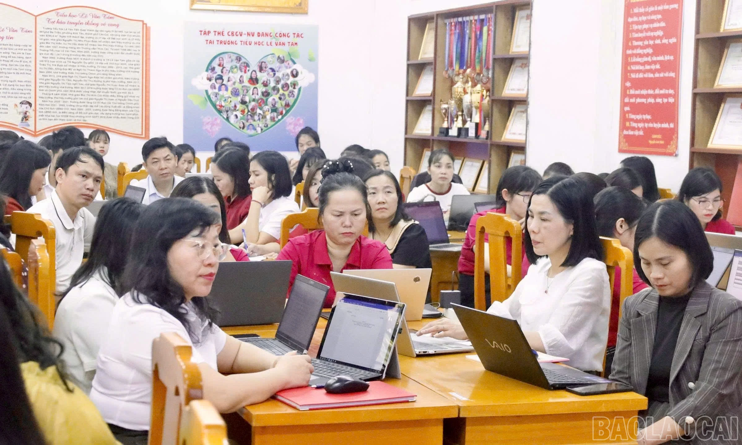 baolaocai-br_z7642026053921-d449308ec740c0189849dc295b44b2d3.jpg