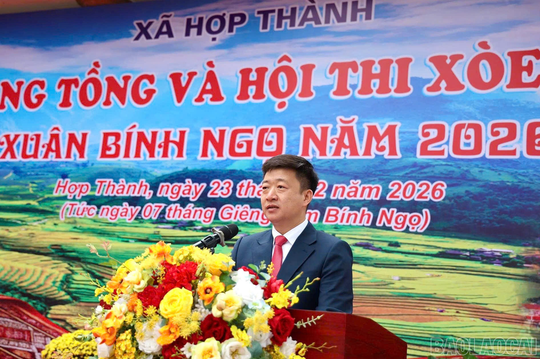 Đồng chí Ngô Vũ Quốc - Phó Bí thư Đảng ủy, Chủ tịch UBND xã Hợp Thành phát biểu khai hội.