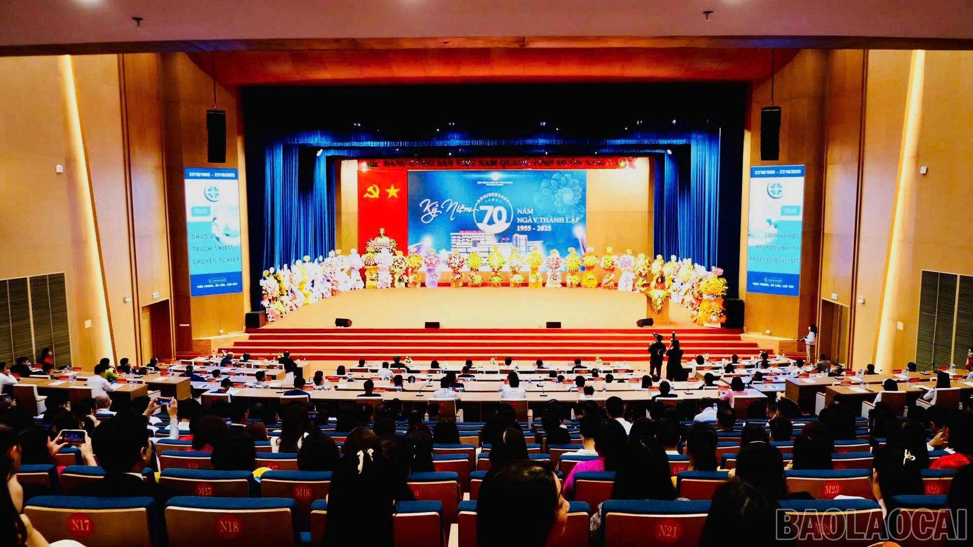 Quang cảnh lễ kỷ niệm baolaocai-br_x8.jpg