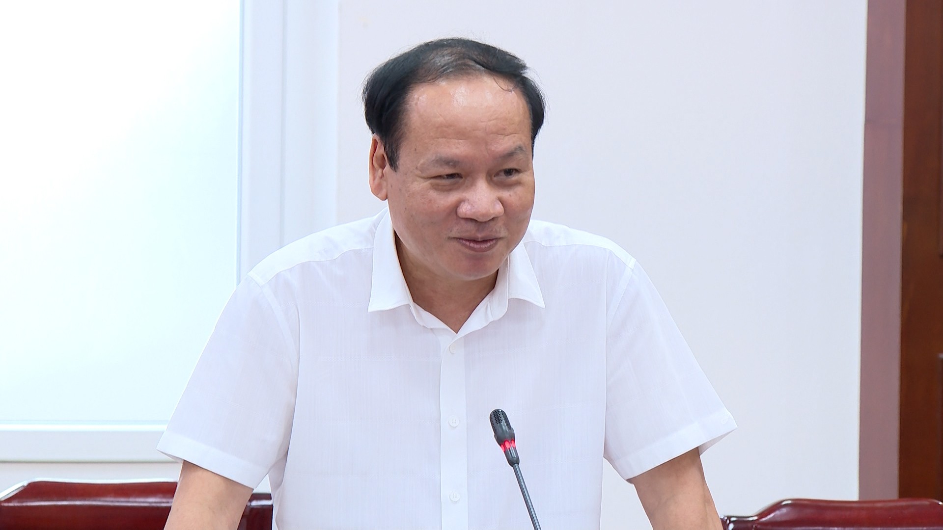 Lãnh đạo Báo và Phát thanh, Truyền hình tỉnh Lào Cai phát biểu tại họp báo. s6.jpg