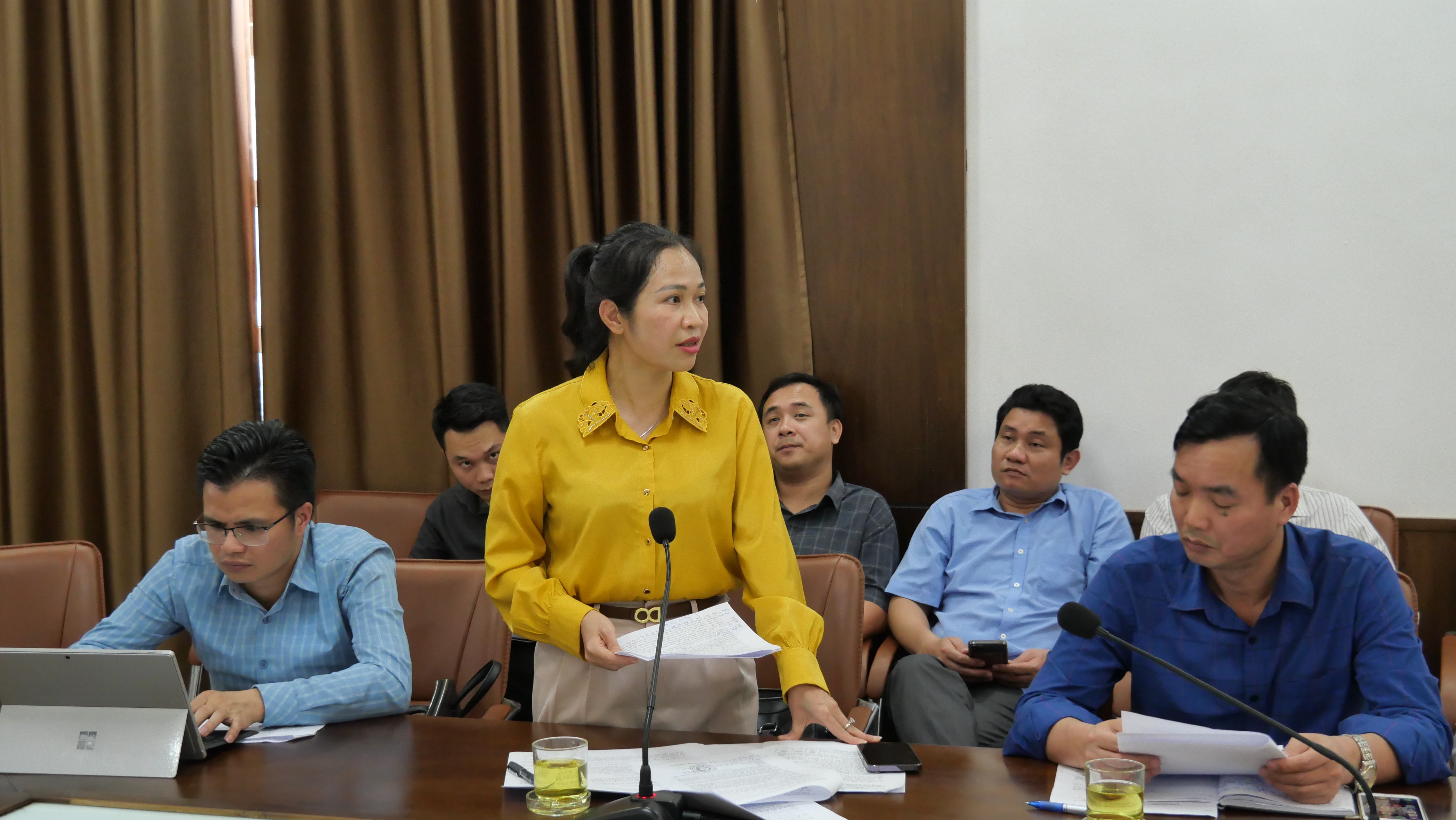 Lãnh đạo Sở Nông nghiệp và Môi trường phát biểu ý kiến. p1032222.jpg