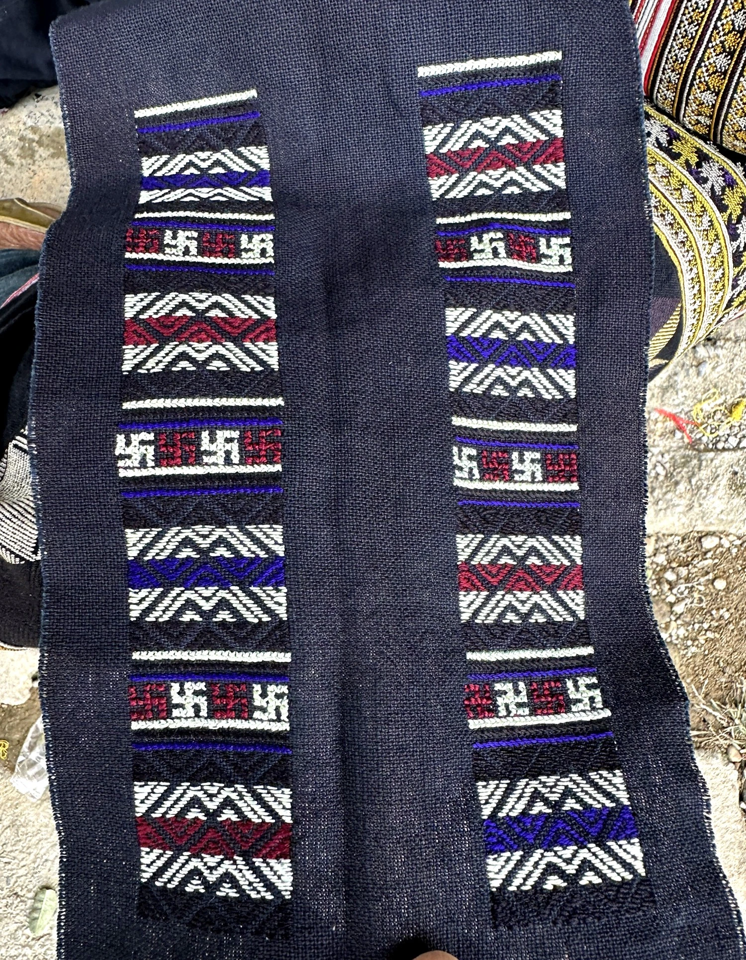 6-4481-553.jpg