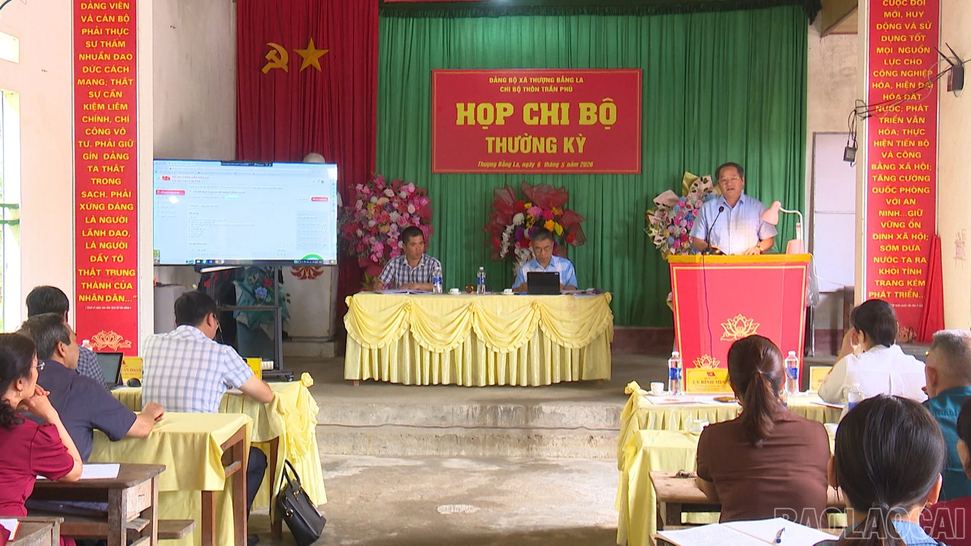 baolaocai-br_minh00-07-02-13still006.jpg