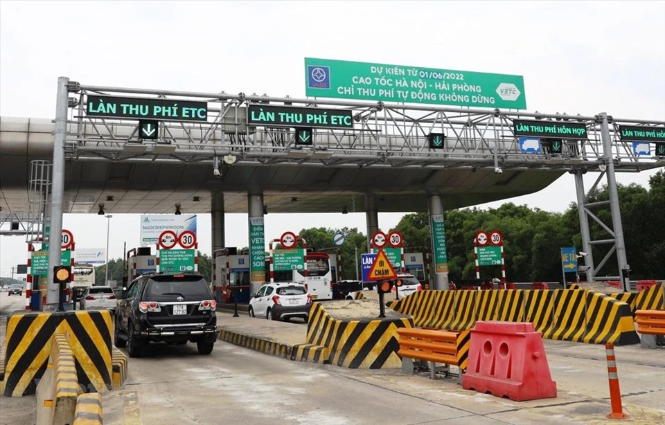Từ 1.8.2022, thu phí hoàn toàn tự động tất cả tuyến đường cao tốc