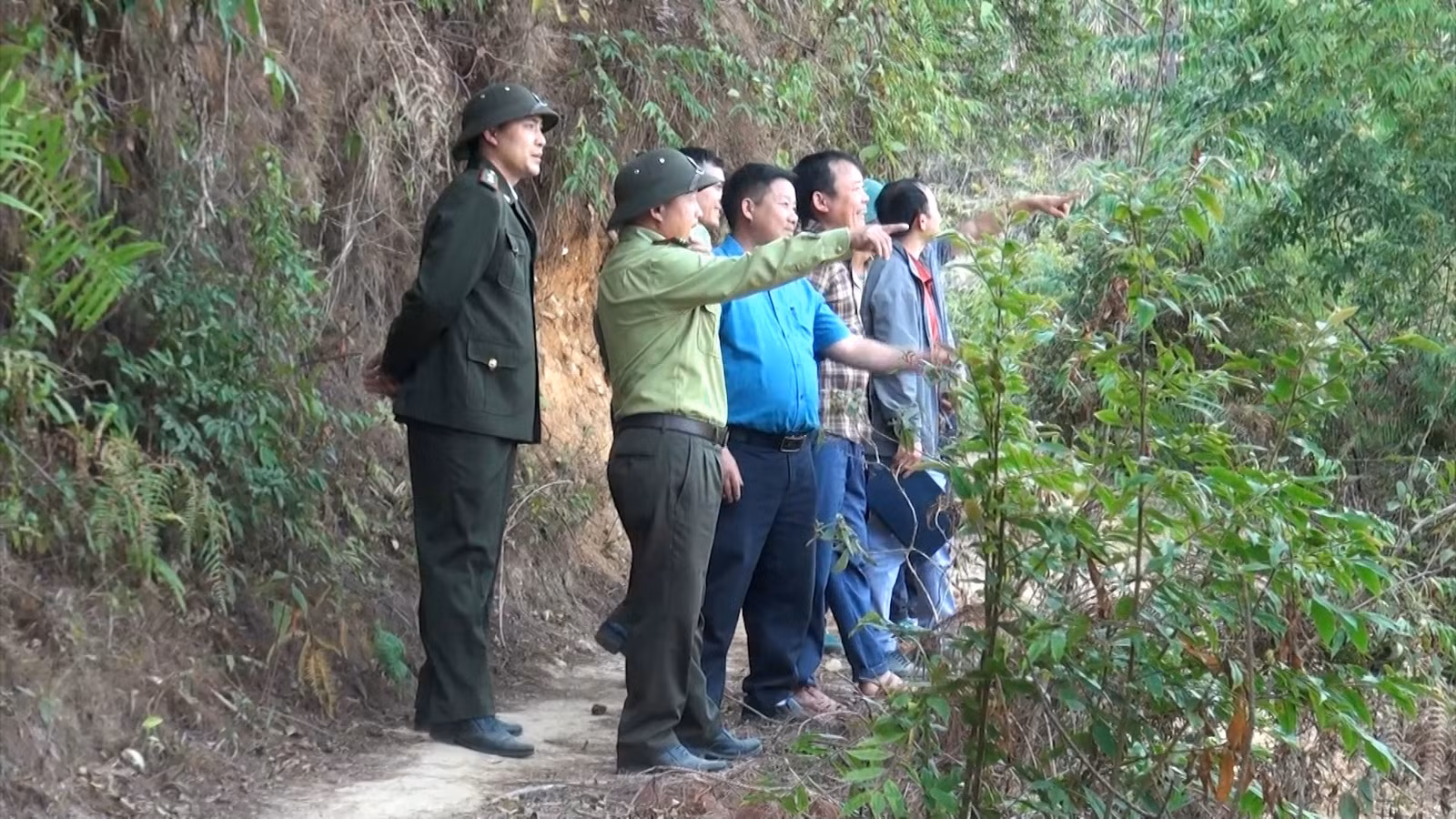 hang-phu-loa.jpg