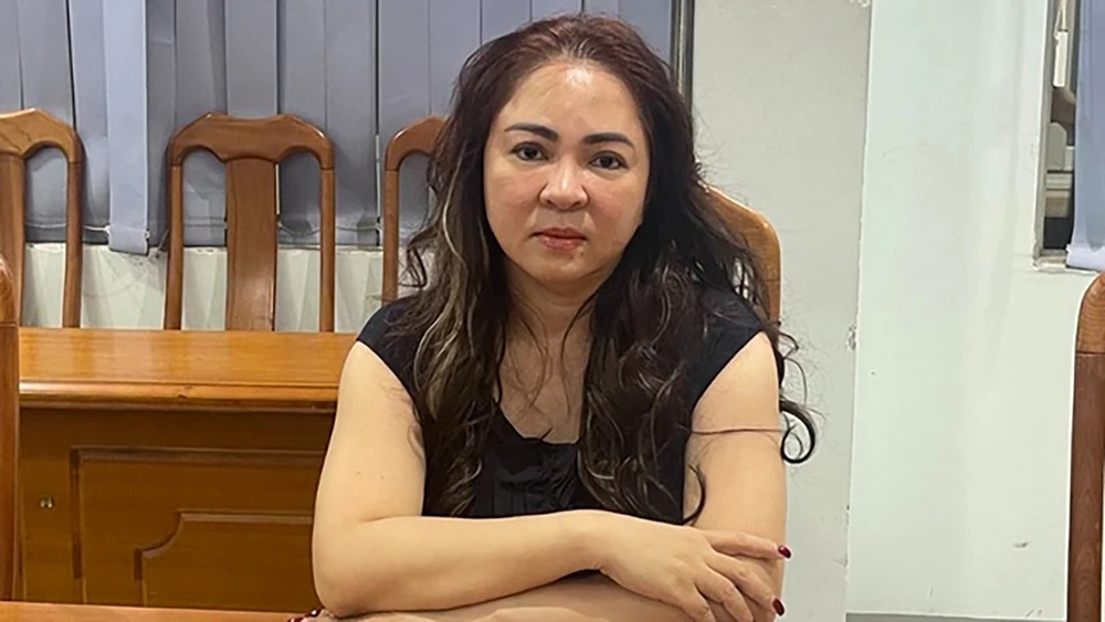 Đề nghị truy tố bà Nguyễn Phương Hằng, Tiến sĩ Đặng Anh Quân và 3 người khác ảnh 1
