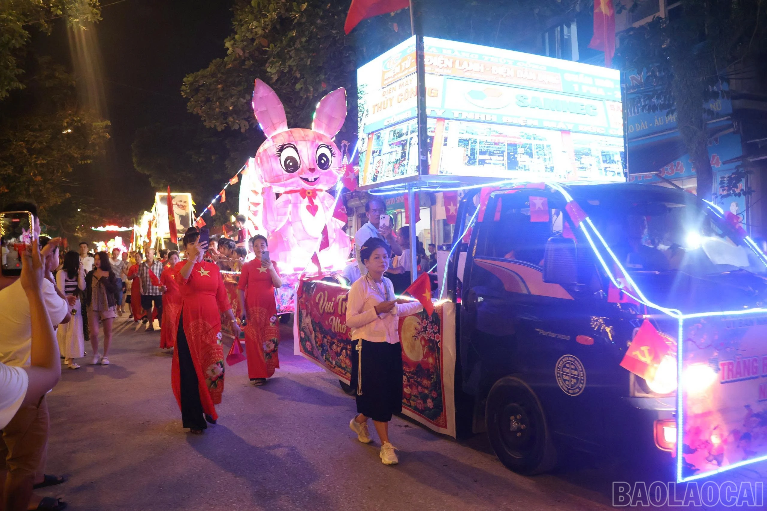 baolaocai-br_trung-thu-luc-yen-5.jpg