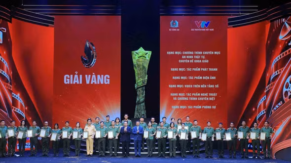 Bế mạc Liên hoan truyền hình, phát thanh, điện ảnh Công an nhân dân lần thứ XV