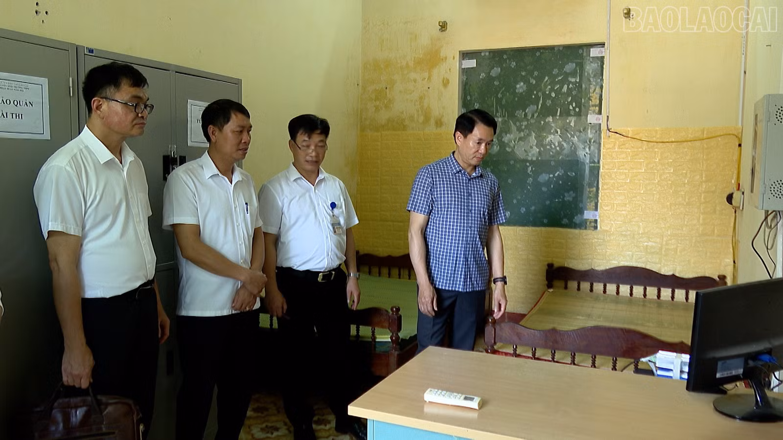 baolaocai-tr_nhung-kiem-tra00-00-39-24still003.jpg