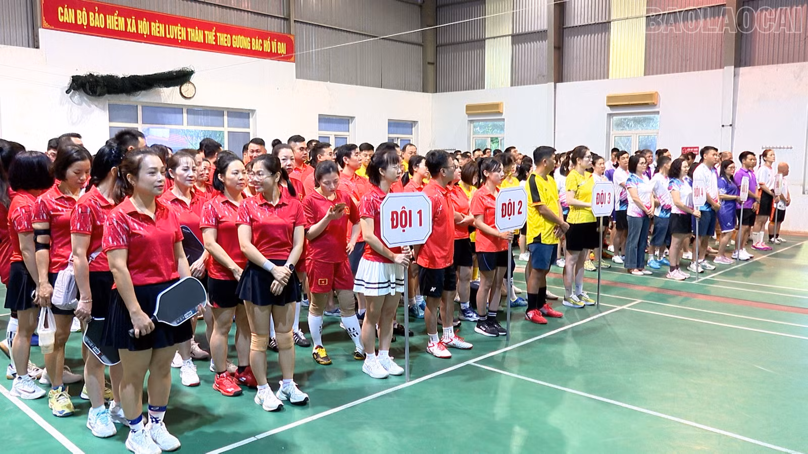 Đông đảo vận động viên tham gia hội thi.
