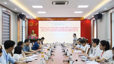 Đoàn kiểm tra Trung tâm Phục vụ hành chính công tỉnh làm việc với phường Nghĩa Lộ