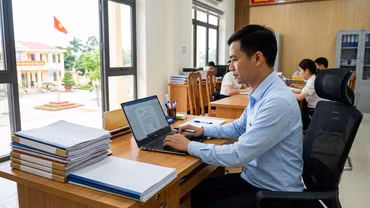 Chế độ đối với công chức xã đảm nhiệm 2 vị trí việc làm