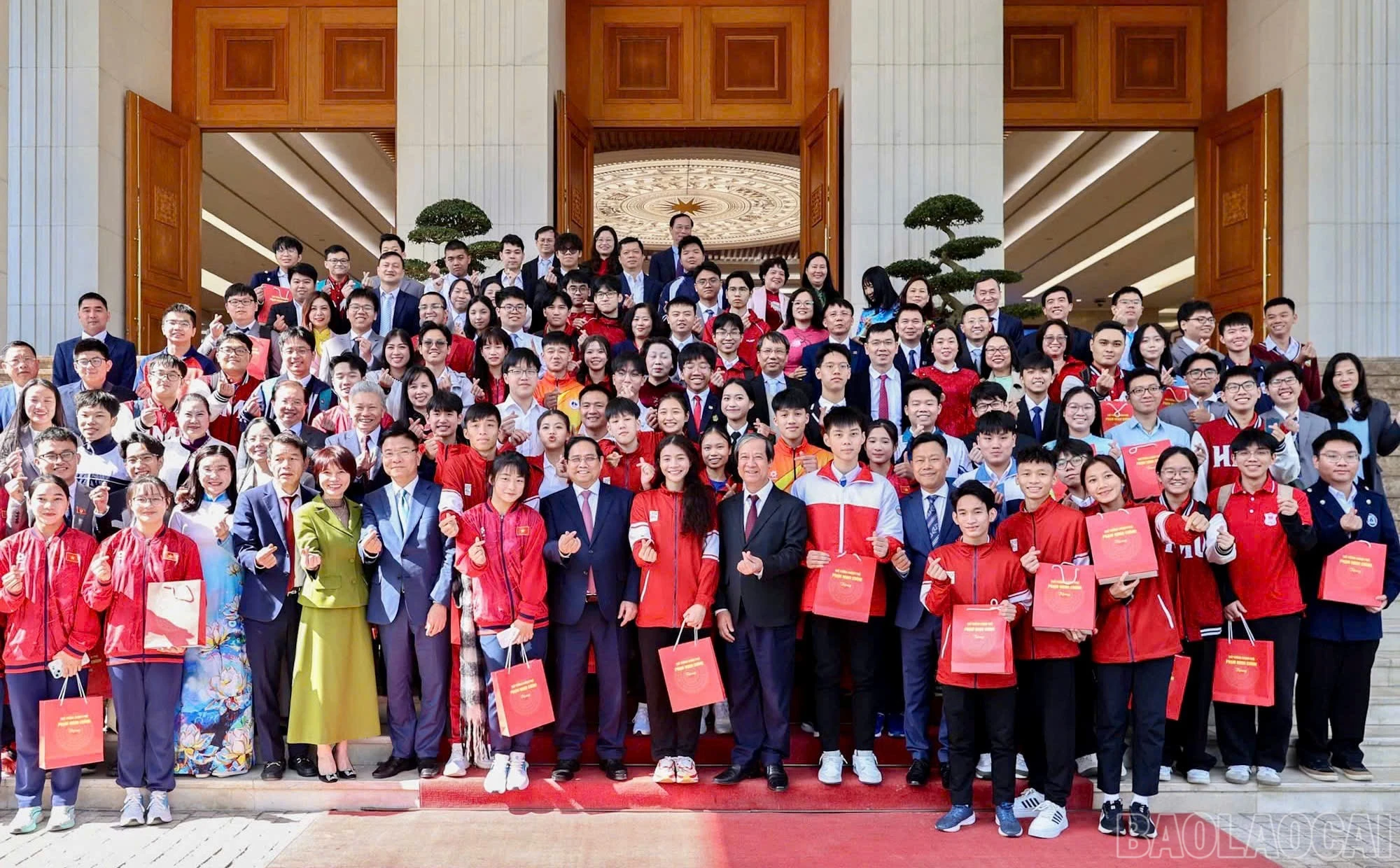 baolaocai-br_z7370107042722-e5c5626ad8a1e97b12eb1d736ae00ad2.jpg