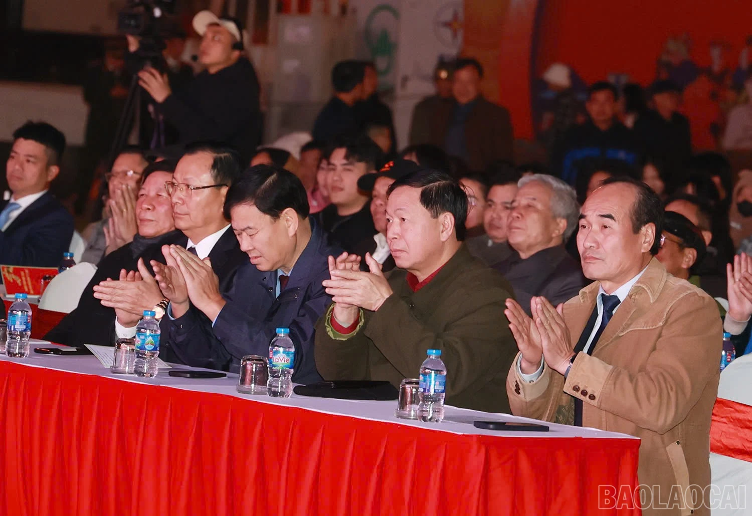baolaocai-br_z6270685448021-0eb6b9a1d25b5c1edc29cf7b6085dfb9.jpg