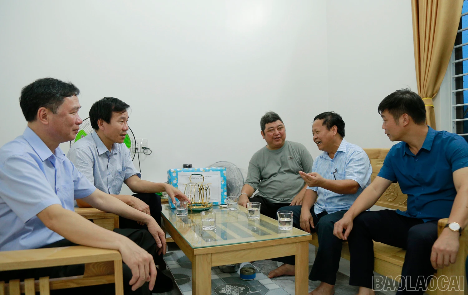 baolaocai_sanbay.JPG
