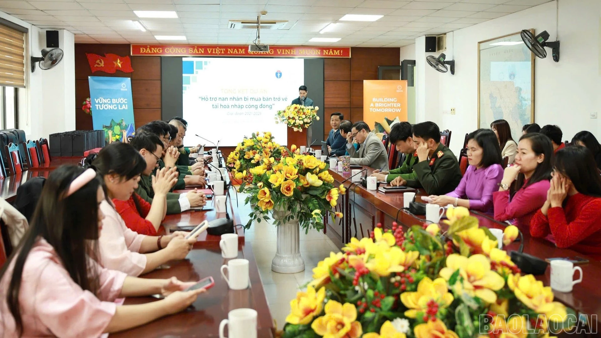 baolaocai-br_15-12-quangcanh.jpg