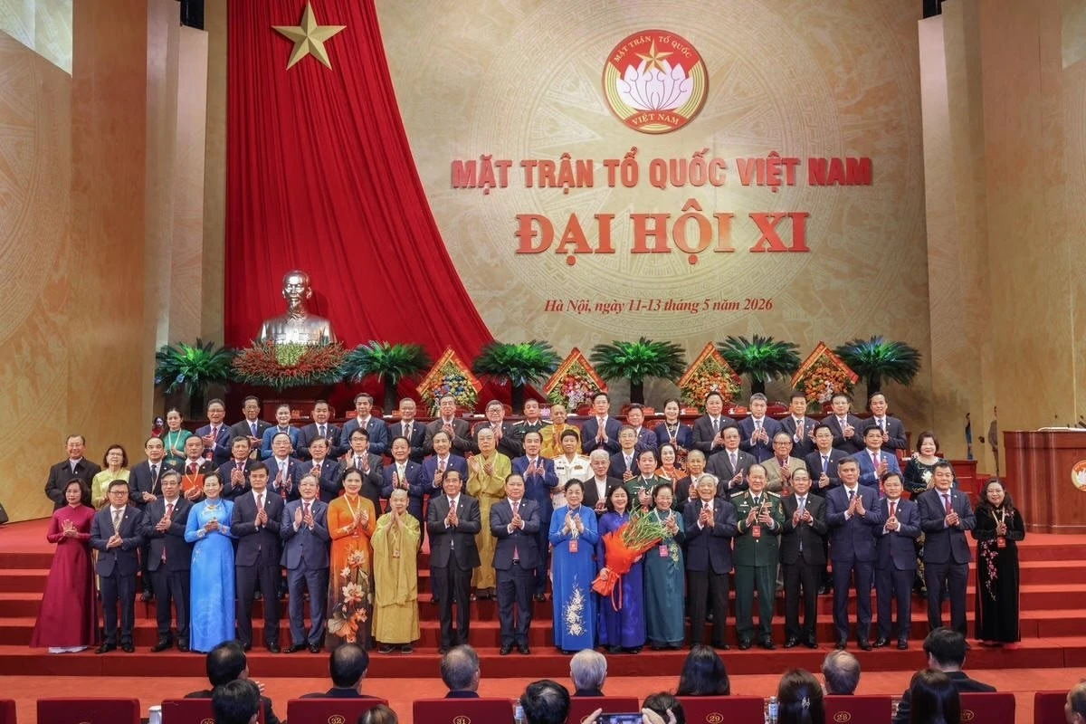 70 vị tham gia Đoàn Chủ tịch UBTW MTTQ Việt Nam khóa XI ra mắt Đại hội.