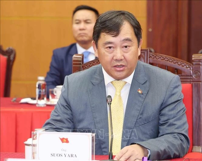 Ông Sous Yara, Uỷ viên Trung ương Đảng, Phó Trưởng Ban Đối ngoại, Chủ nhiệm Uỷ ban Đối ngoại Quốc hội Campuchia phát biểu.