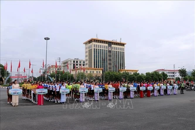 12 đơn vị tham dự Giải Vô địch Xe đạp đường trường và địa hình trẻ quốc gia lần thứ 31 năm 2026.