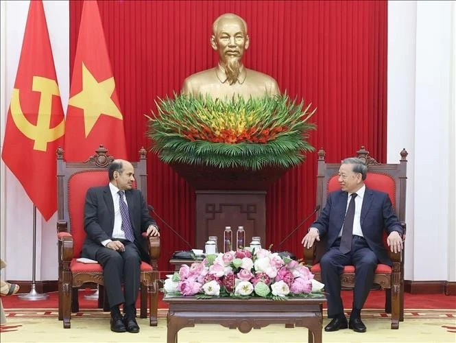 Tổng Bí thư Tô Lâm tiếp Đại sứ Ấn Độ tại Việt Nam Sandeep Arya.