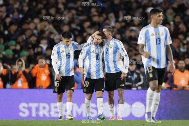 Messi cùng đồng đội Argentina là đương kim vô địch thế giới.