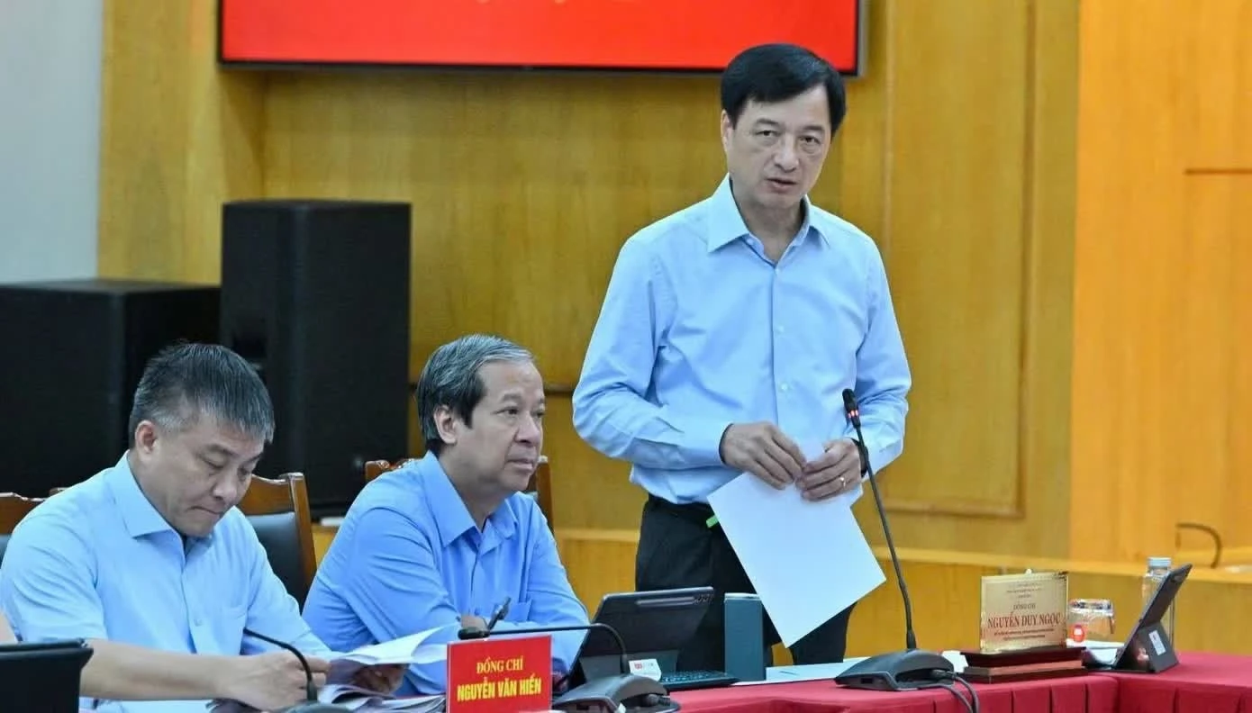 Trưởng Ban Tổ chức Trung ương Nguyễn Duy Ngọc phát biểu tại phiên họp. Ảnh: PV.