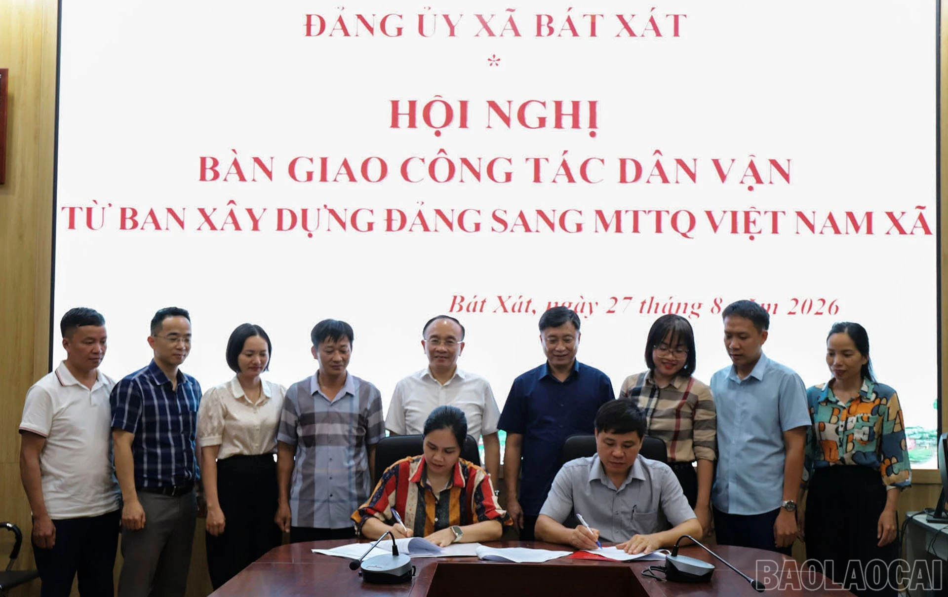 Hai đơn vị ký biên bản bàn giao.