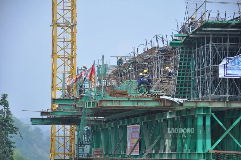 Lào Cai sắp xếp lại hệ thống Ban Quản lý dự án nhằm tinh gọn bộ máy, nâng hiệu quả đầu tư công.