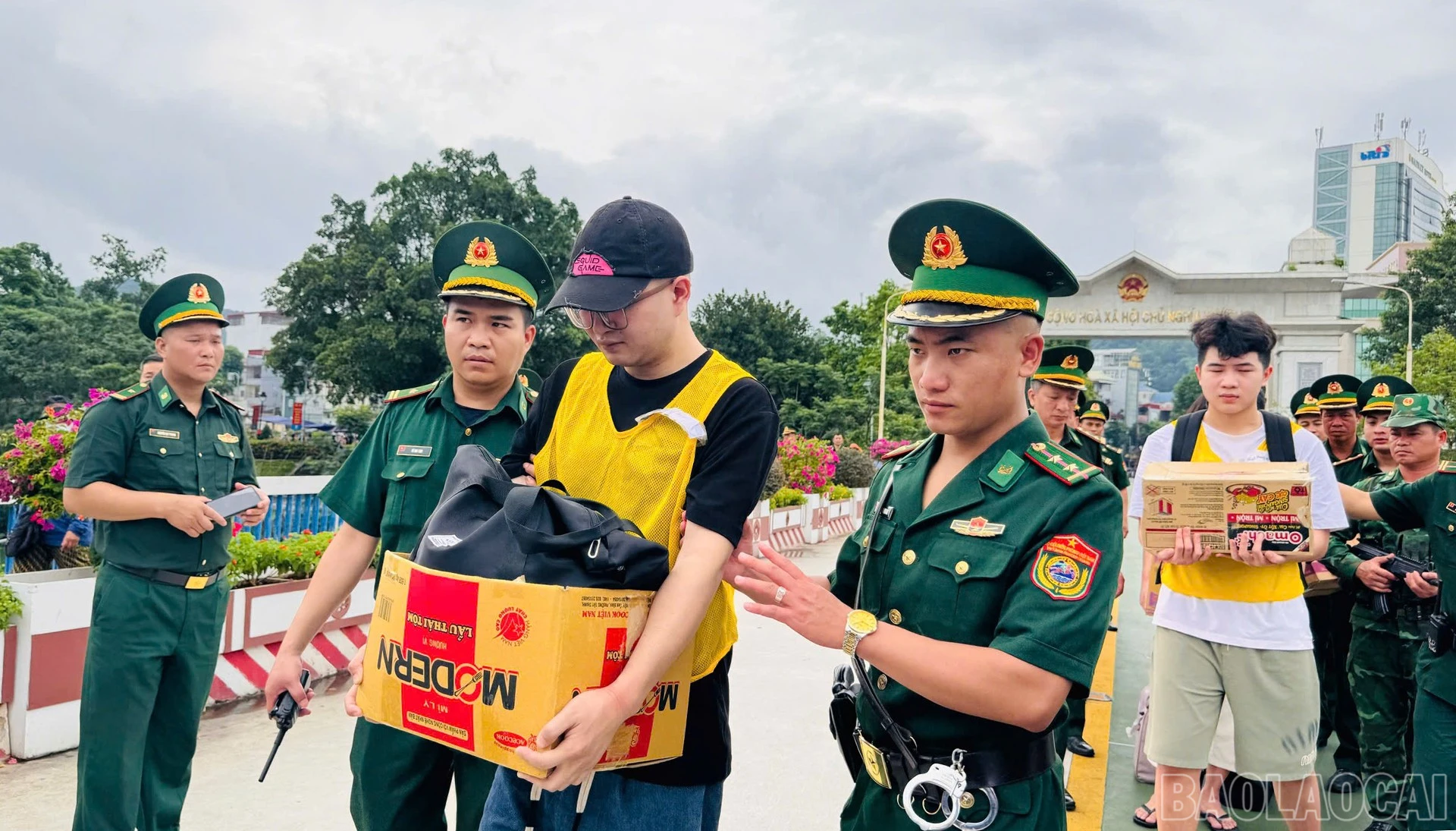 baolaocai-br_anh-2f.jpg