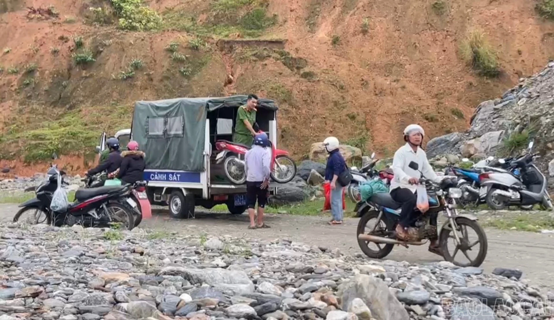 baolaocai-br_anh-4.jpg