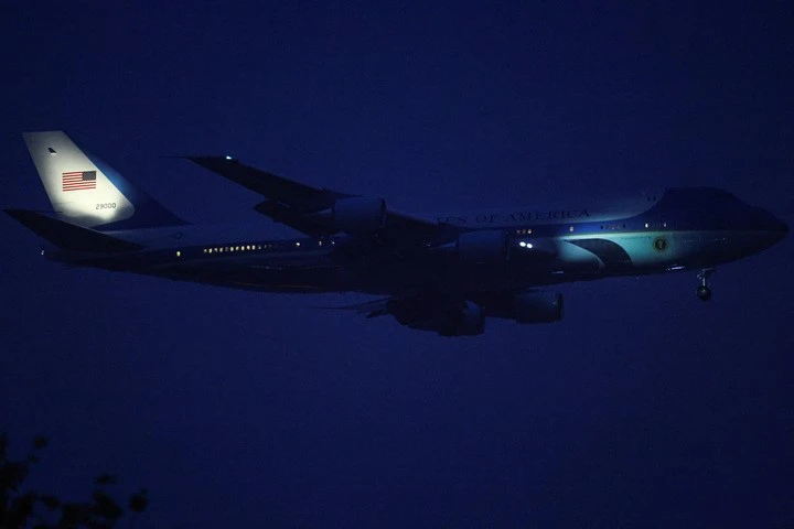 Máy bay Air Force One.