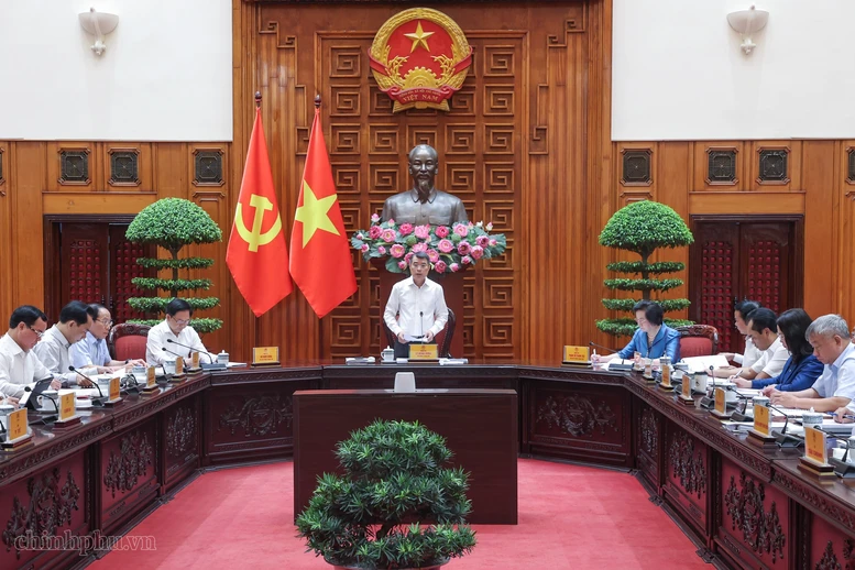 Thủ tướng Chính phủ yêu cầu nghiên cứu tích hợp các chương trình một cách thực chất, không cơ học, cộng dồn - Ảnh: VGP/Nhật Bắc