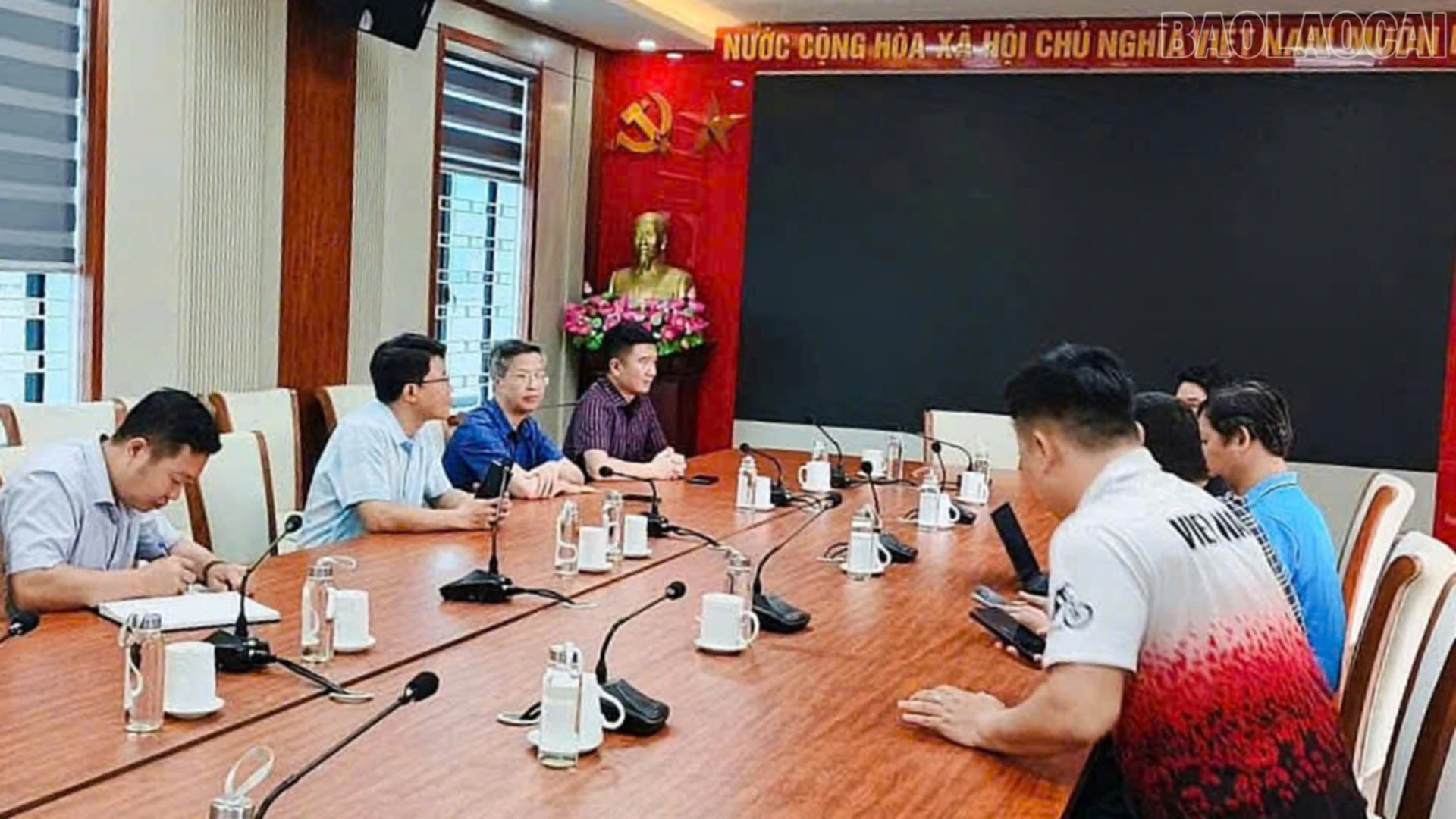 baolaocai-tr_19-3-anh-xau.jpg