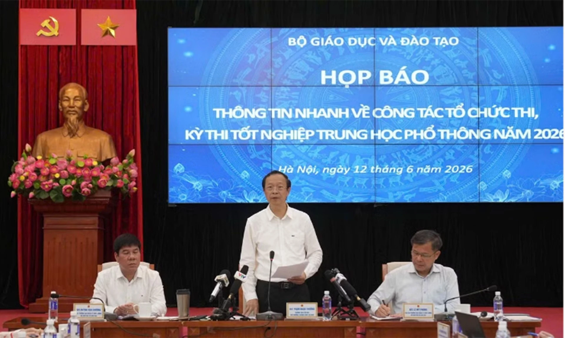 12-6-hopbao.jpg
