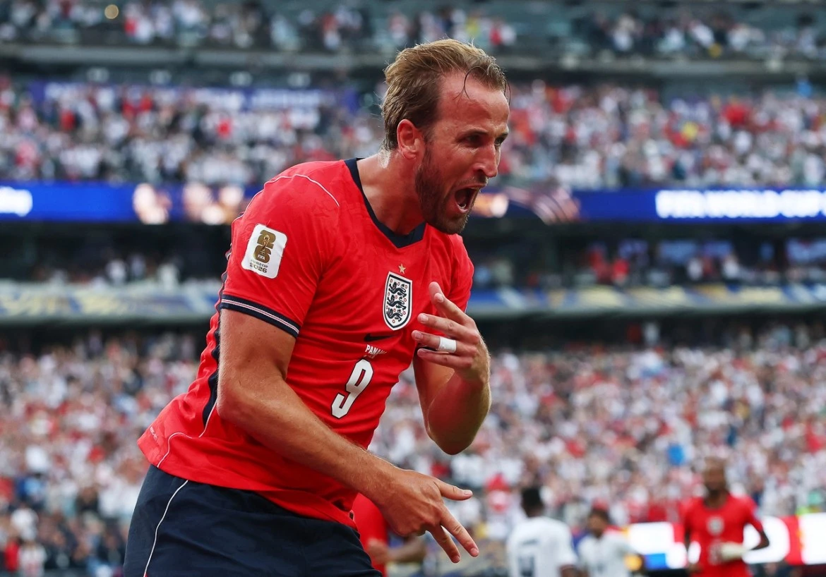 Harry Kane nhân đôi cách biệt