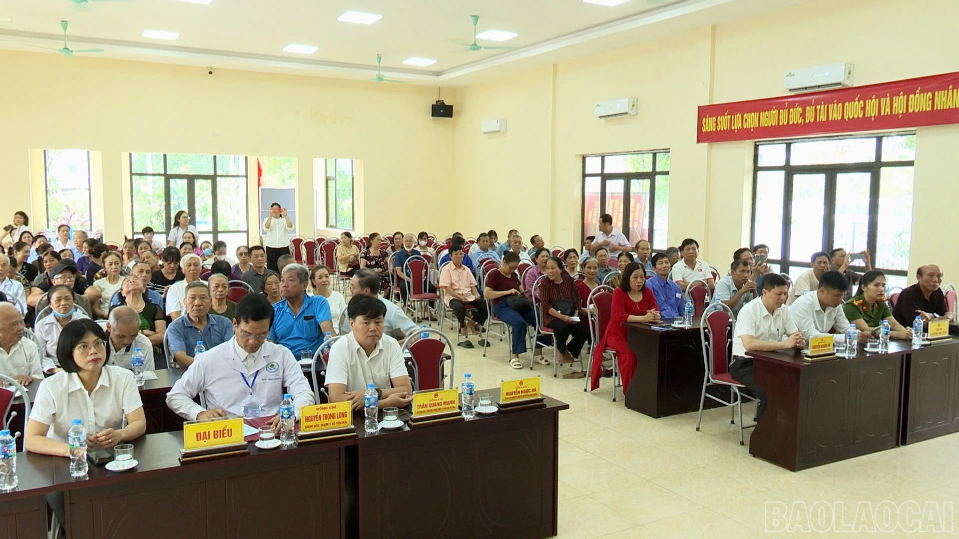 Quang cảnh lễ phát động.