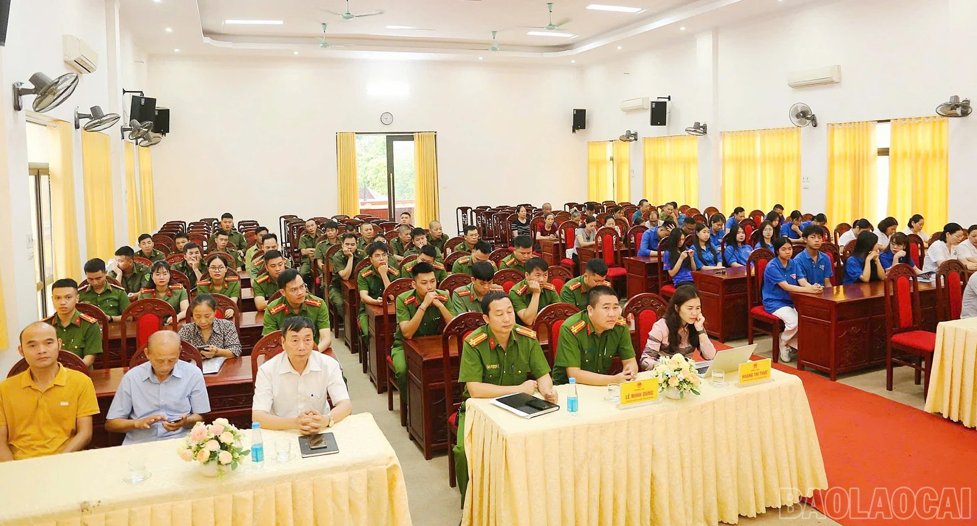 Quang cảnh lễ ra quân.