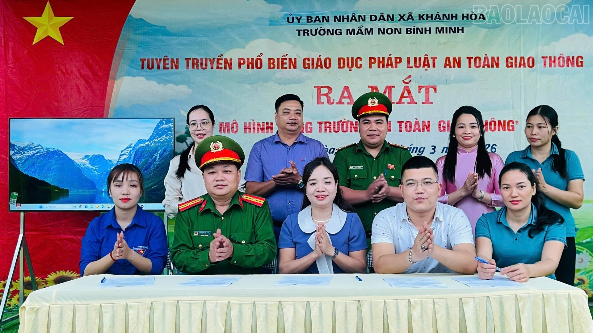 baolaocai-tr_z7657045302090-4a011e3510eb89ec23d4e9ae1e43f2fd.jpg