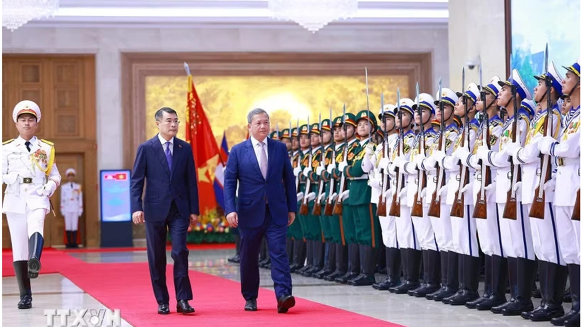 8-6-thutuong.jpg
