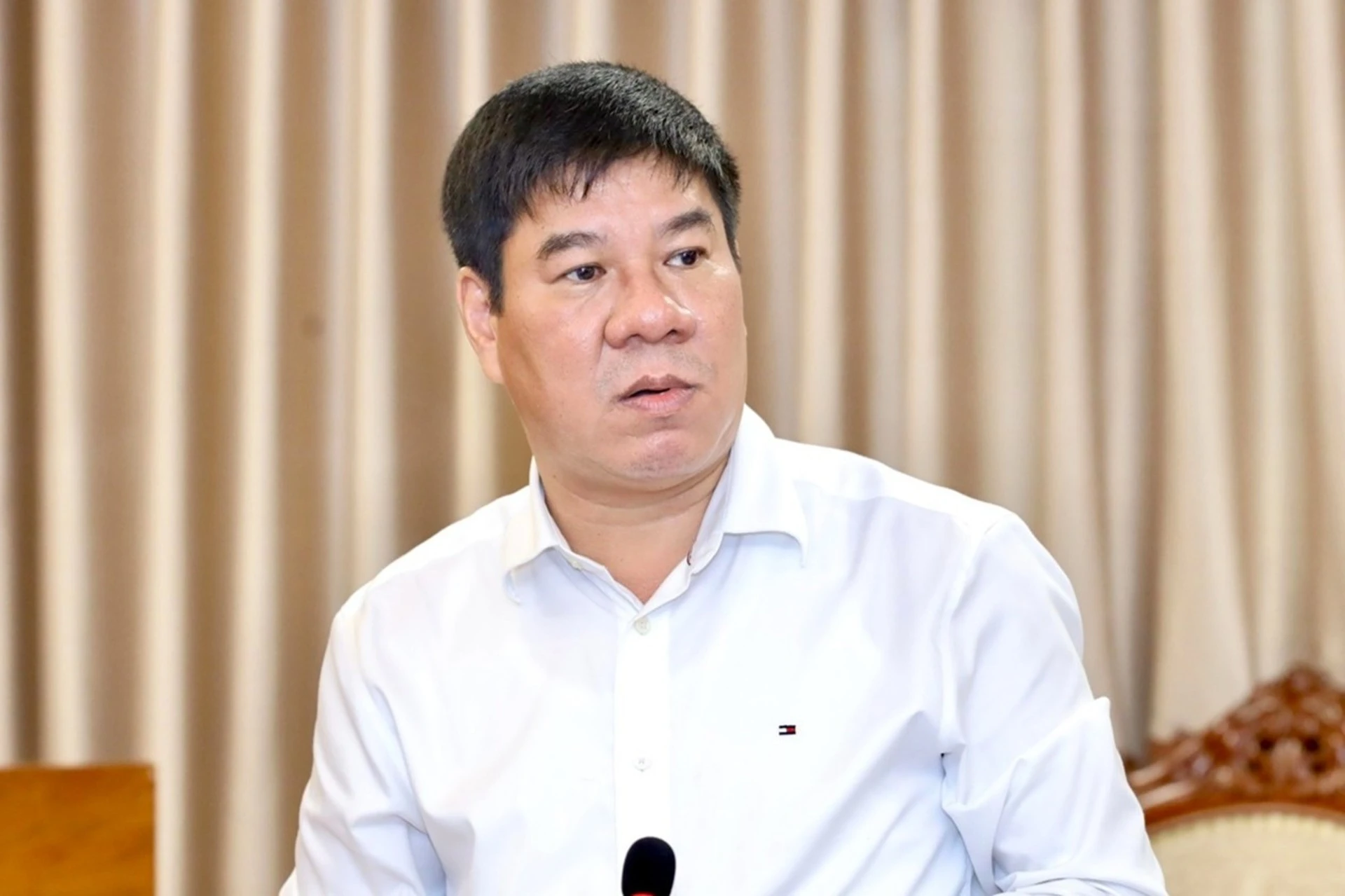 8-6-ong-chuong.jpg
