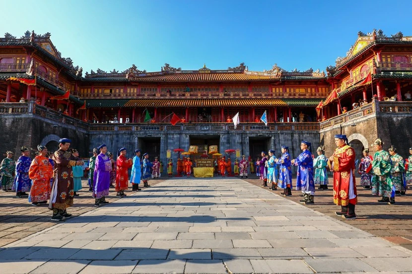Đại nội Huế với vẻ trầm mặc, cổ kính.