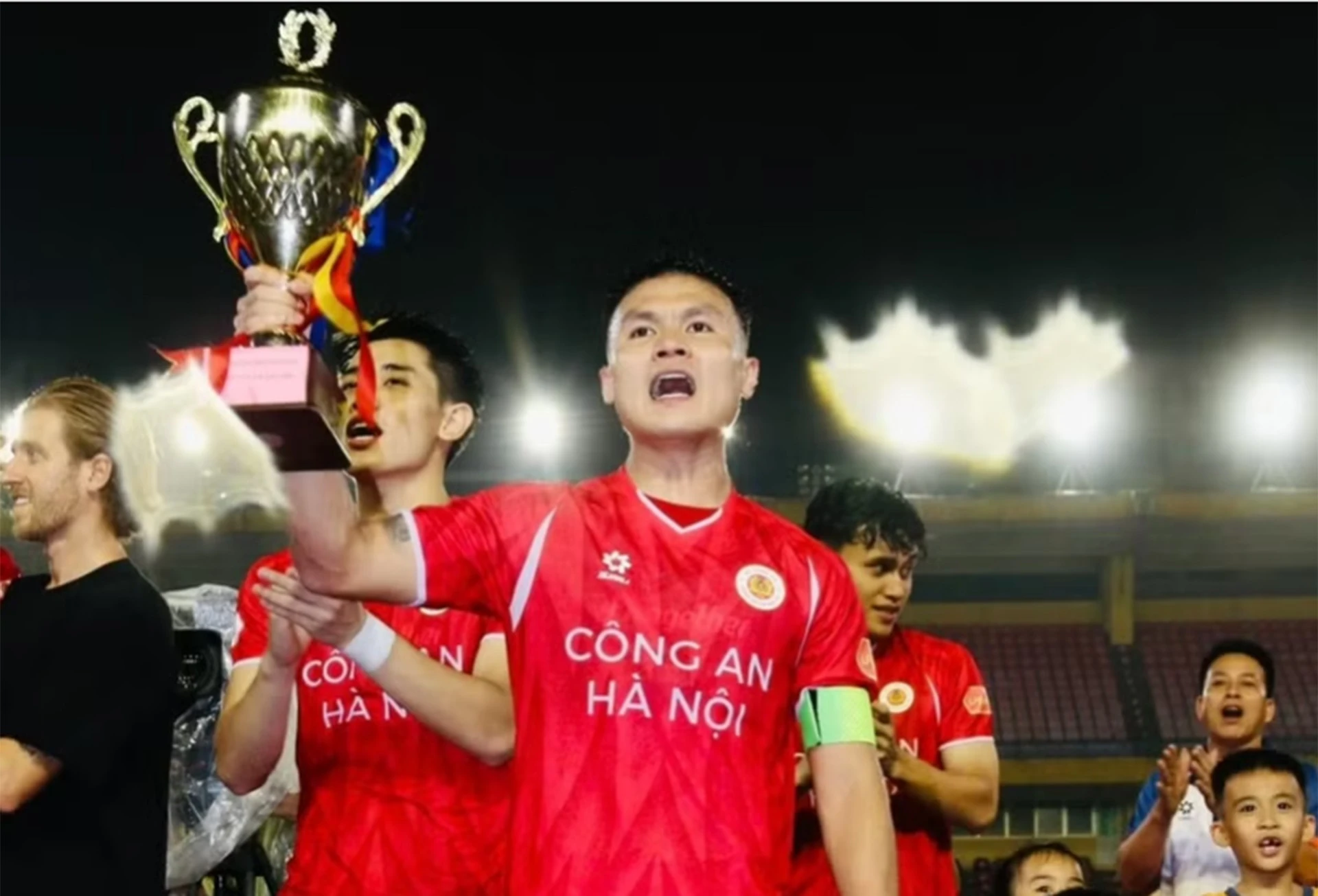 19-5-quanghai.jpg