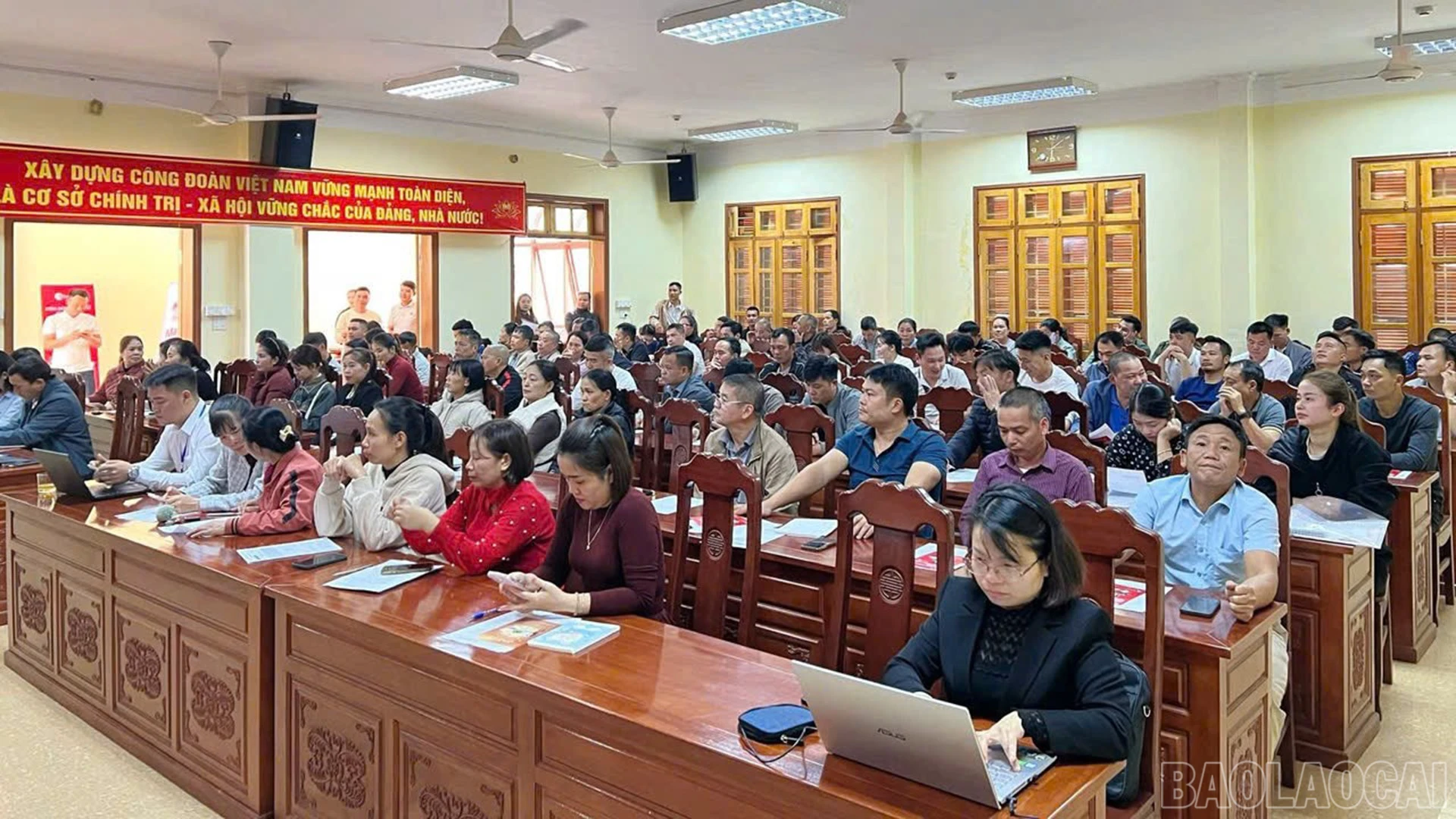 baolaocai-br_18-11-thue3.jpg