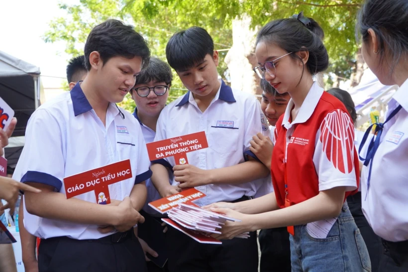 Điểm mới đáng chú ý nhất trong Quy chế tuyển sinh các ngành đào tạo trình độ đại học và ngành Giáo dục Mầm non trình độ cao đẳng năm 2026 là mỗi thí sinh chỉ được đăng ký tối đa 15 nguyện vọng. Ảnh minh họa